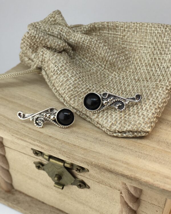 Pendientes tradición